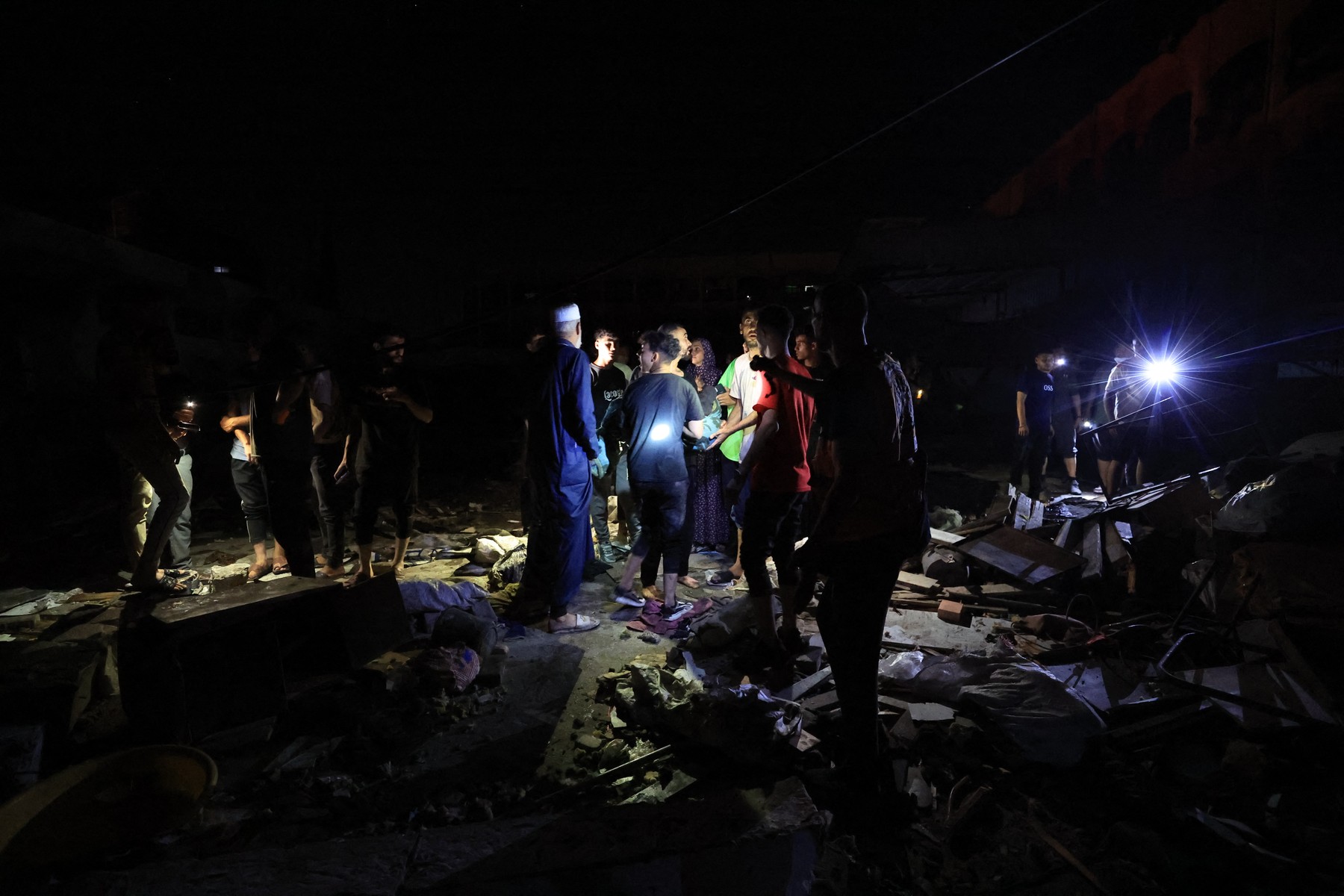 Noi bombardamente devastatoare ale Israelului: 33 de refugiați care se adăposteau într-o școală în Fâșia Gaza au fost uciși
