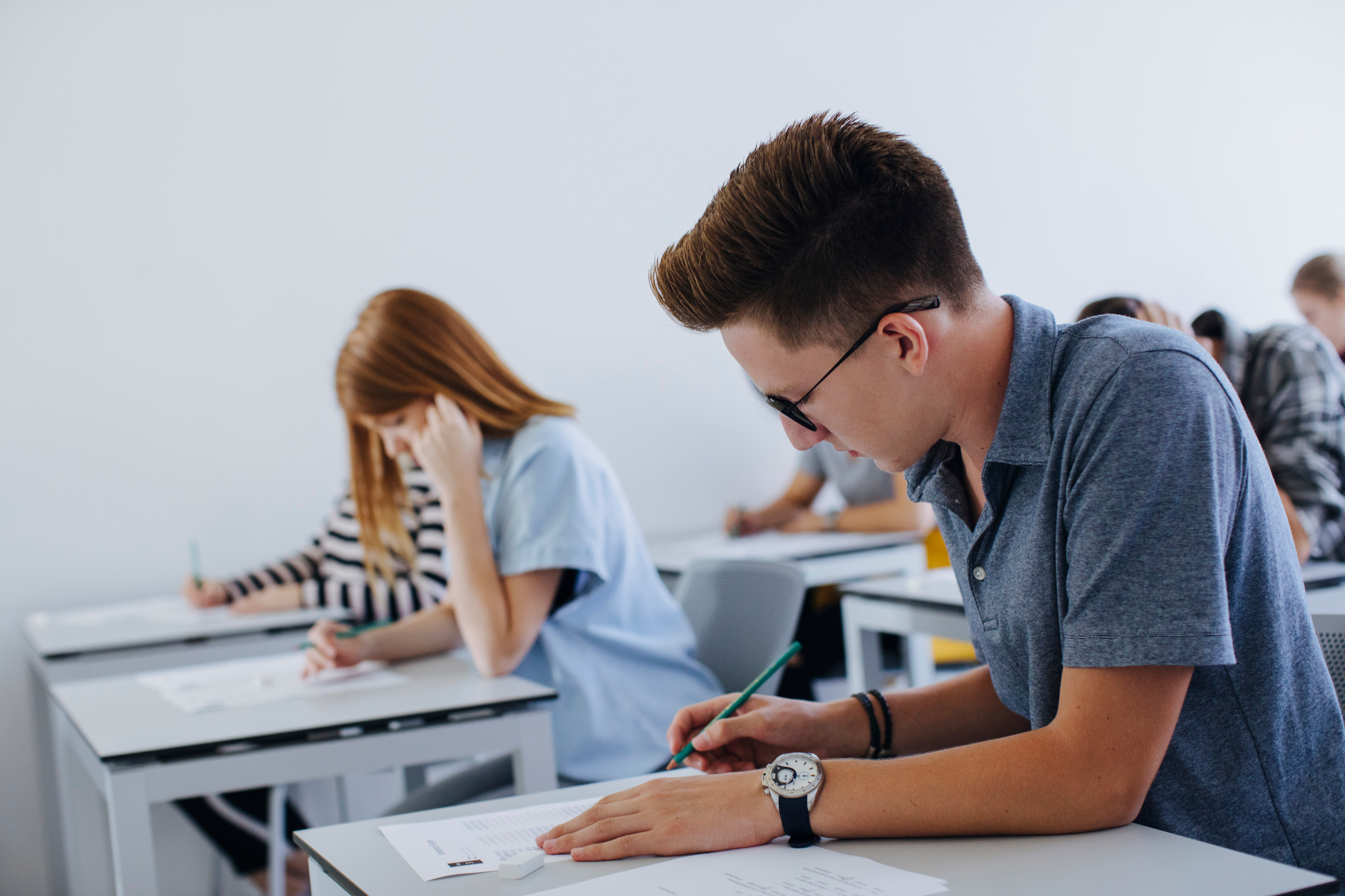 Când este ultima zi de cursuri pentru elevii care susțin examenul de bacalaureat. Vacanță începe mai devreme pentru clasa a XII-a