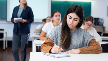Până când se fac înscrieri pentru examenul de Bacalaureat 2025. Foto Shutterstock