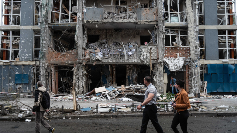 Russian forces attack Kyiv with drones and missiles