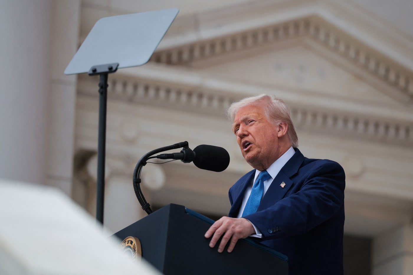Guvernul american anunţă încetarea tuturor contractelor cu Universitatea Harvard