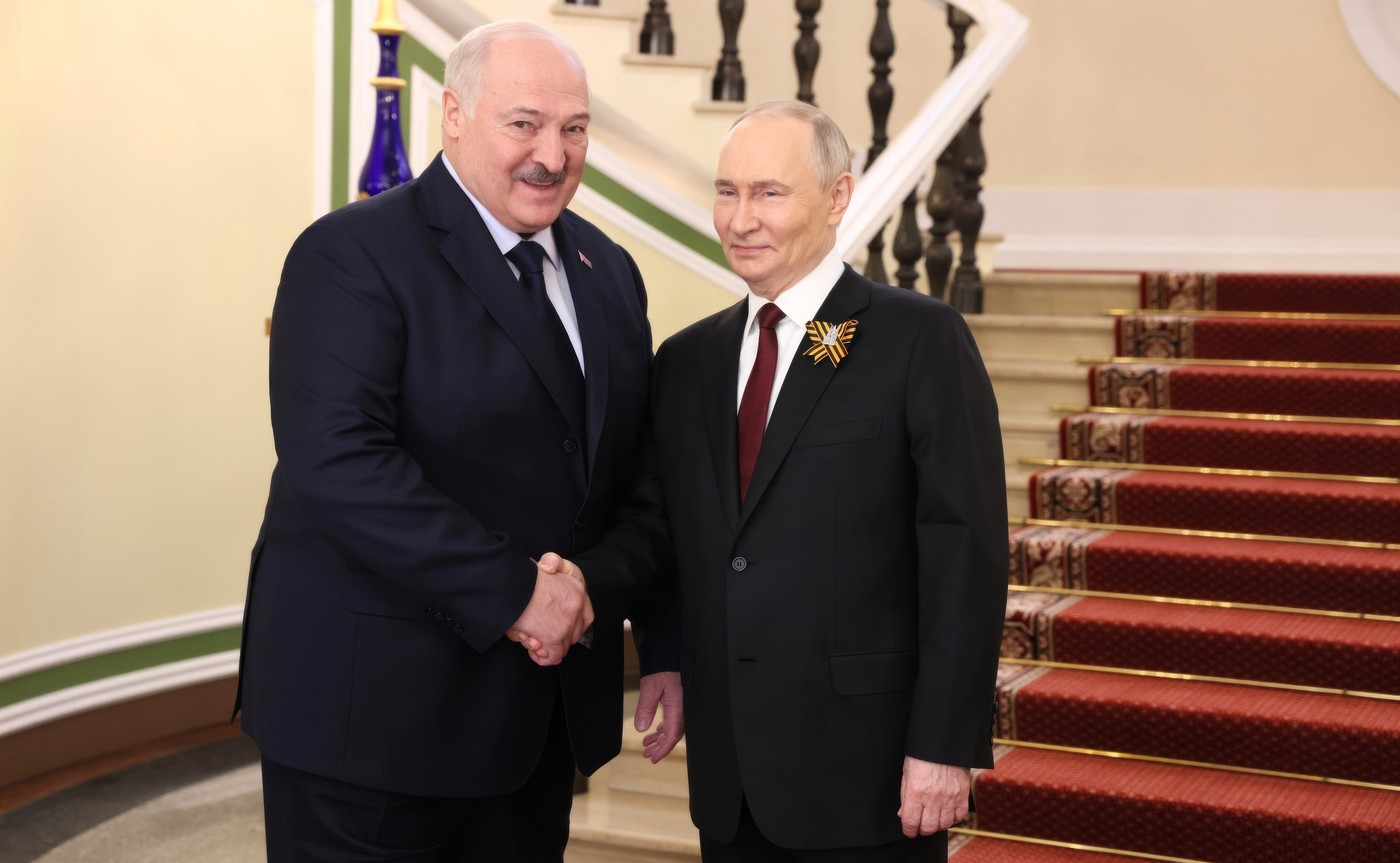 Aleksandr Lukaşenko își îndeamnă fermierii să cultive mai mulţi cartofi pentru a hrăni Rusia. „Trebuie să îi ajutăm pe fraţii noștri”