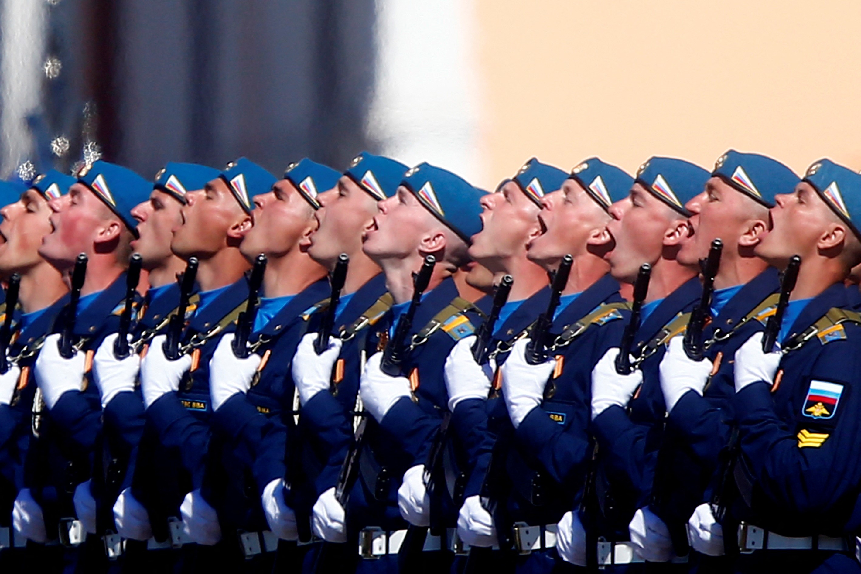 Paradox în fieful lui Vladimir Putin: majoritatea rușilor nu vor să fie soldați, dar nici nu se opun războiului, arată un sondaj
