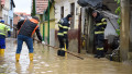 Mai multe străzi și locuințe au fost inundate în municipiul Brașov.