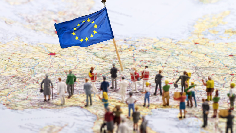 Ce vor românii de la Uniunea Europeană și câtă încredere au în blocul comunitar (Eurobarometru)