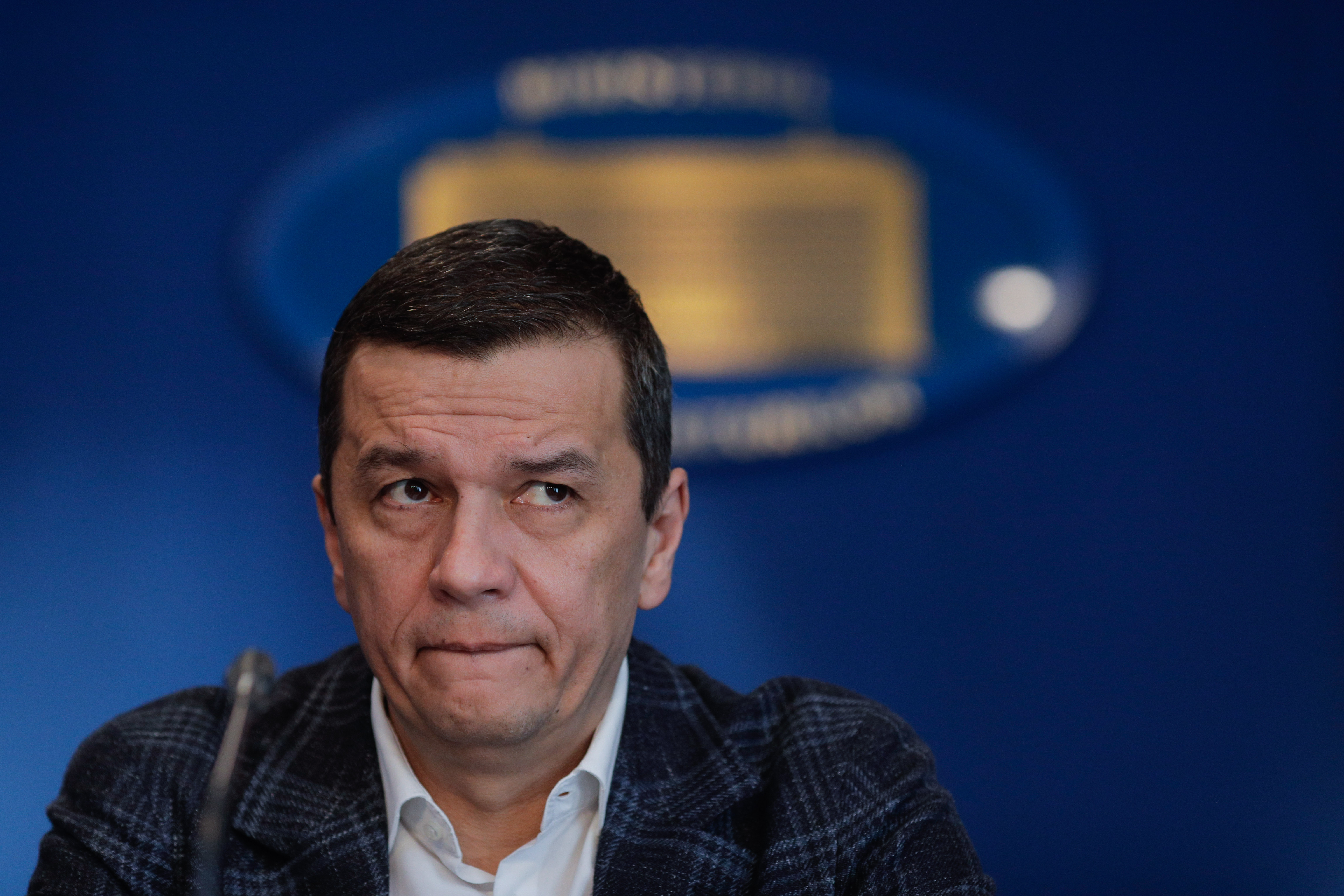 Grindeanu vrea ca membrii din grupul de lucru al Guvernului să publice declaraţii de avere şi de intenţie: „Să fie transparență”