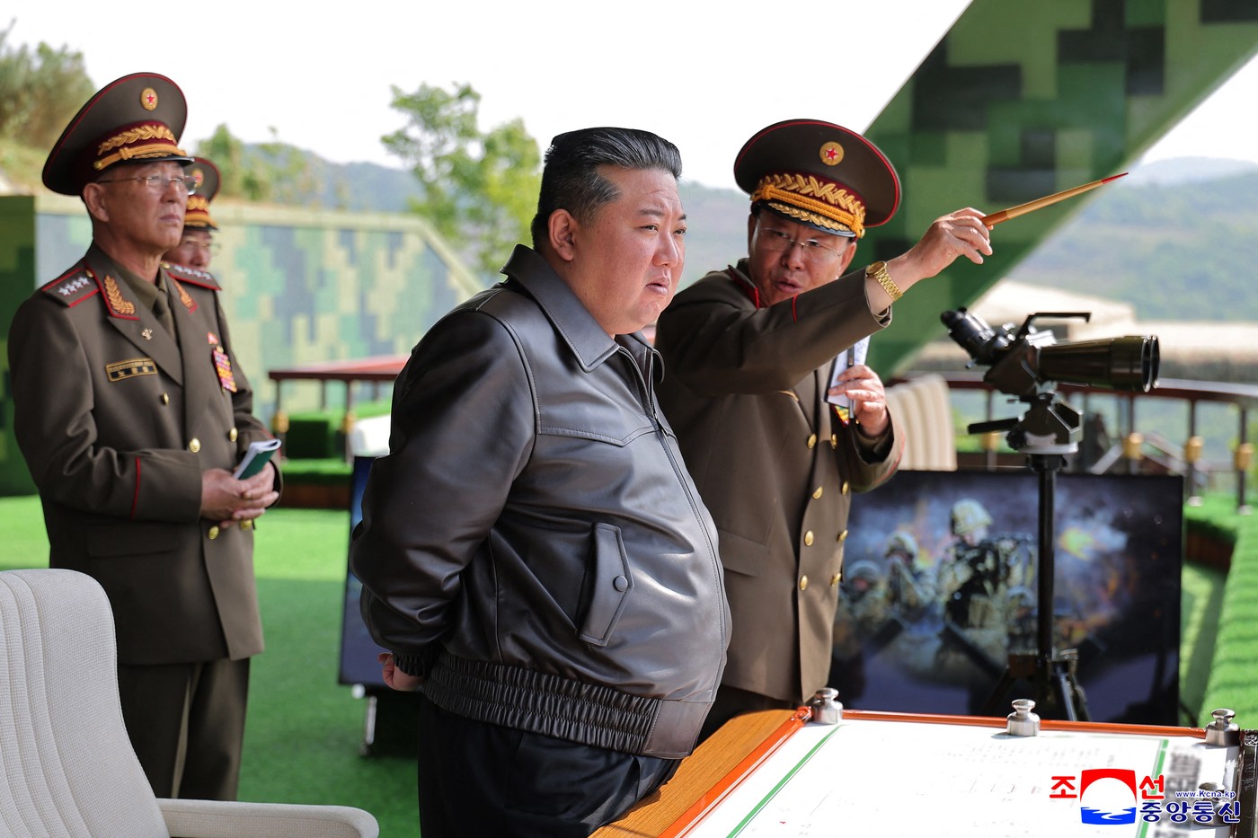 Ucraina ar putea lansa o anchetă pentru crime de război împotriva lui Kim Jong Un pentru susținerea Rusiei. „Este momentul potrivit”