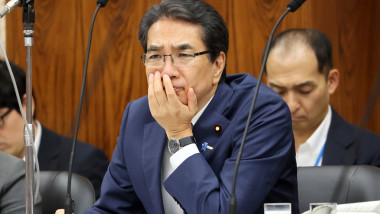 Japanese Agriculture Minister Taku Eto apologizes his improper remarks