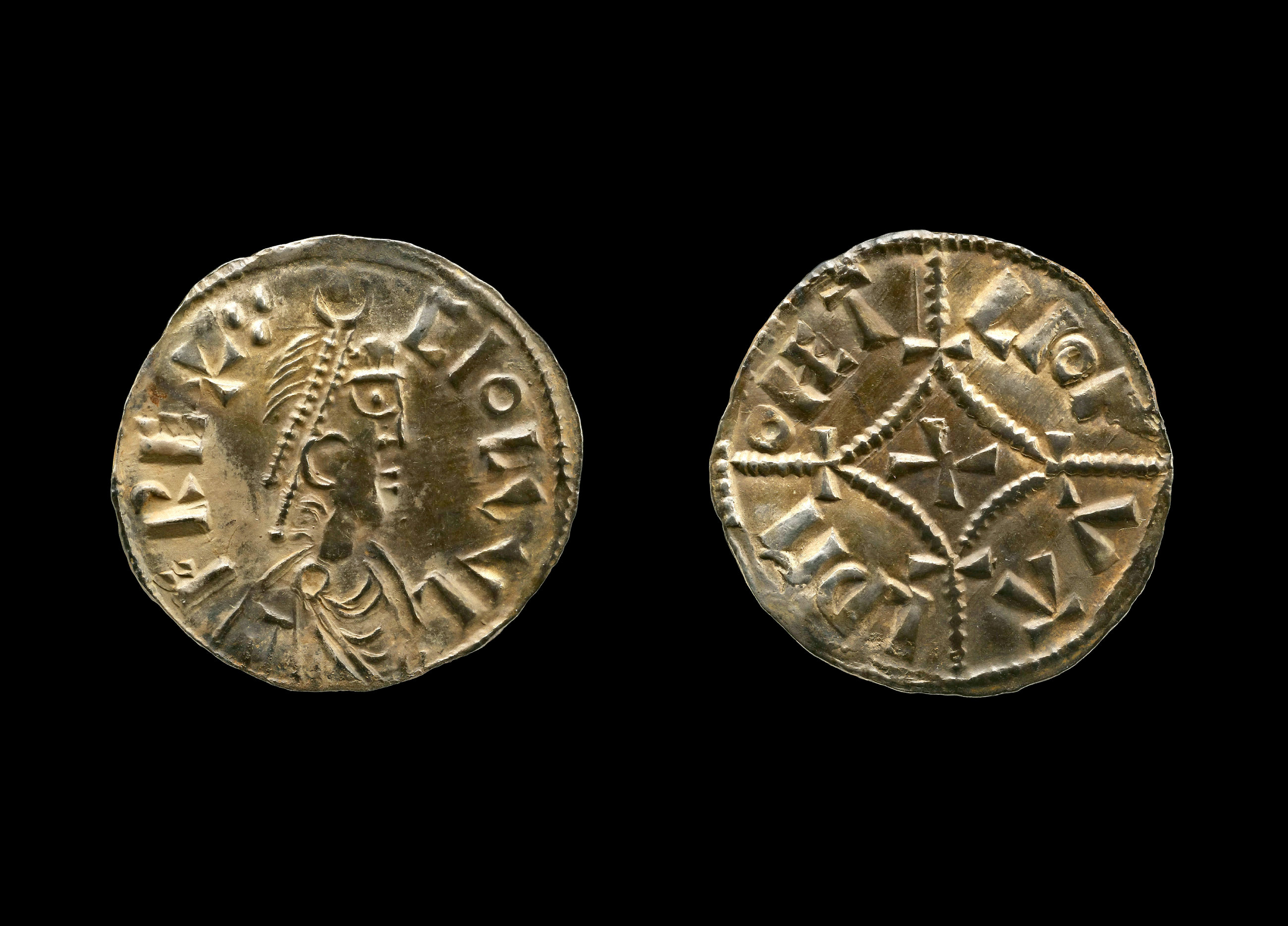 Monedă dintr-un tezaur viking furat acum 10 ani, descoperită la vânzare în Londra. Alte 230 de piese sunt încă dispărute