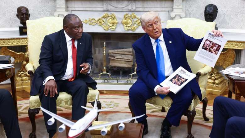 Trump l-a umilit pe președintele Africii de Sud în Biroul Oval cu un clip video plin de fake news