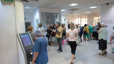 ghiseu functionari BUCURESTI - CASA DE PENSII A MUNICIPIULUI BUCURESTI - 30 AUG 202