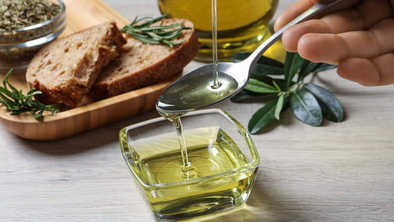 Beneficiile uleiului de măsline. Foto Shutterstock