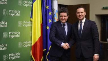 Şedinţa extraordinară a Consiliului General al Capitalei, convocată de primarul general și președintele ales Nicuşor Dan, în cadrul căreia se votează un proiect de hotărâre conform căruia viceprimarul Stelian Bujduveanu devine primarul interimar al Capitalei, în București, 23 mai 2025.