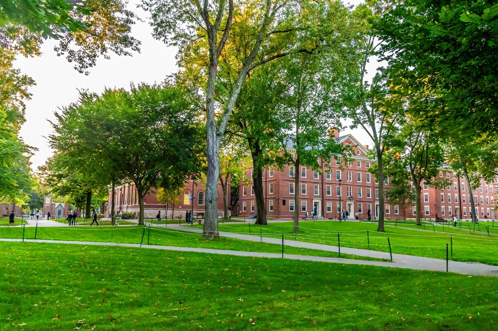 Ordonanță a Administrației Trump pentru a obține de la Universitatea Harvard documente interne despre studenţii săi străini