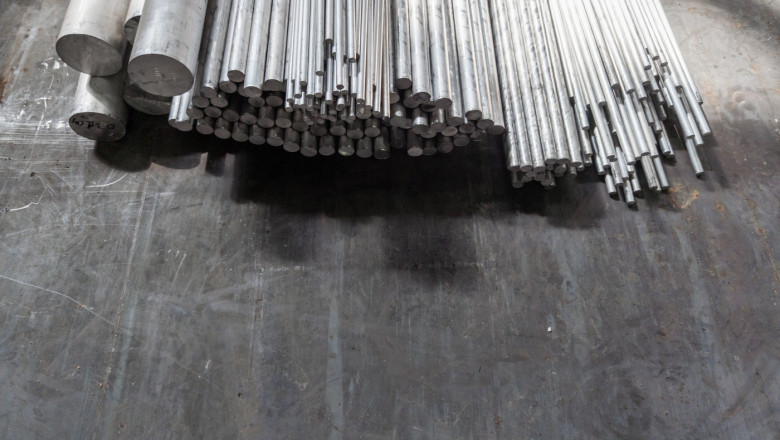 Au intrat în vigoare tarifele vamale de 50% pentru oțel și aluminiu, impuse de Trump. România, direct afectată