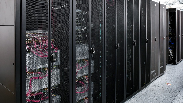 Emisiile indirecte de carbon generate de Amazon, Microsoft, Alphabet şi Meta au crescut cu 150% între 2020 și 2023