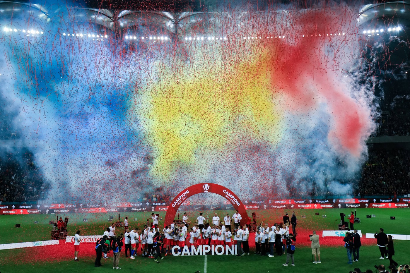 A fost cerută excluderea FCSB-ului din cupele europene. „Ar trebui să joace echipa de pe locul 2”