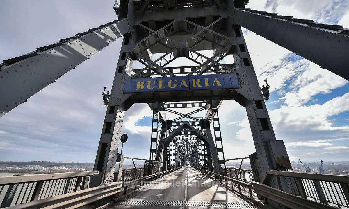 Apel al Poliției de Frontieră: Evitați traversarea Podului Giurgiu-Ruse. Proteste anunțate în Bulgaria 