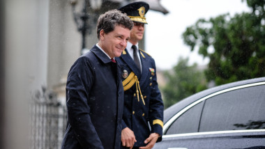 Nicușor Dan.