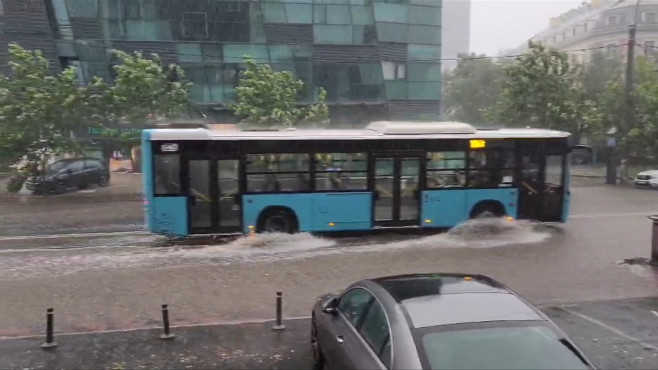 N16 furtuna bucuresti VO 090625_00893