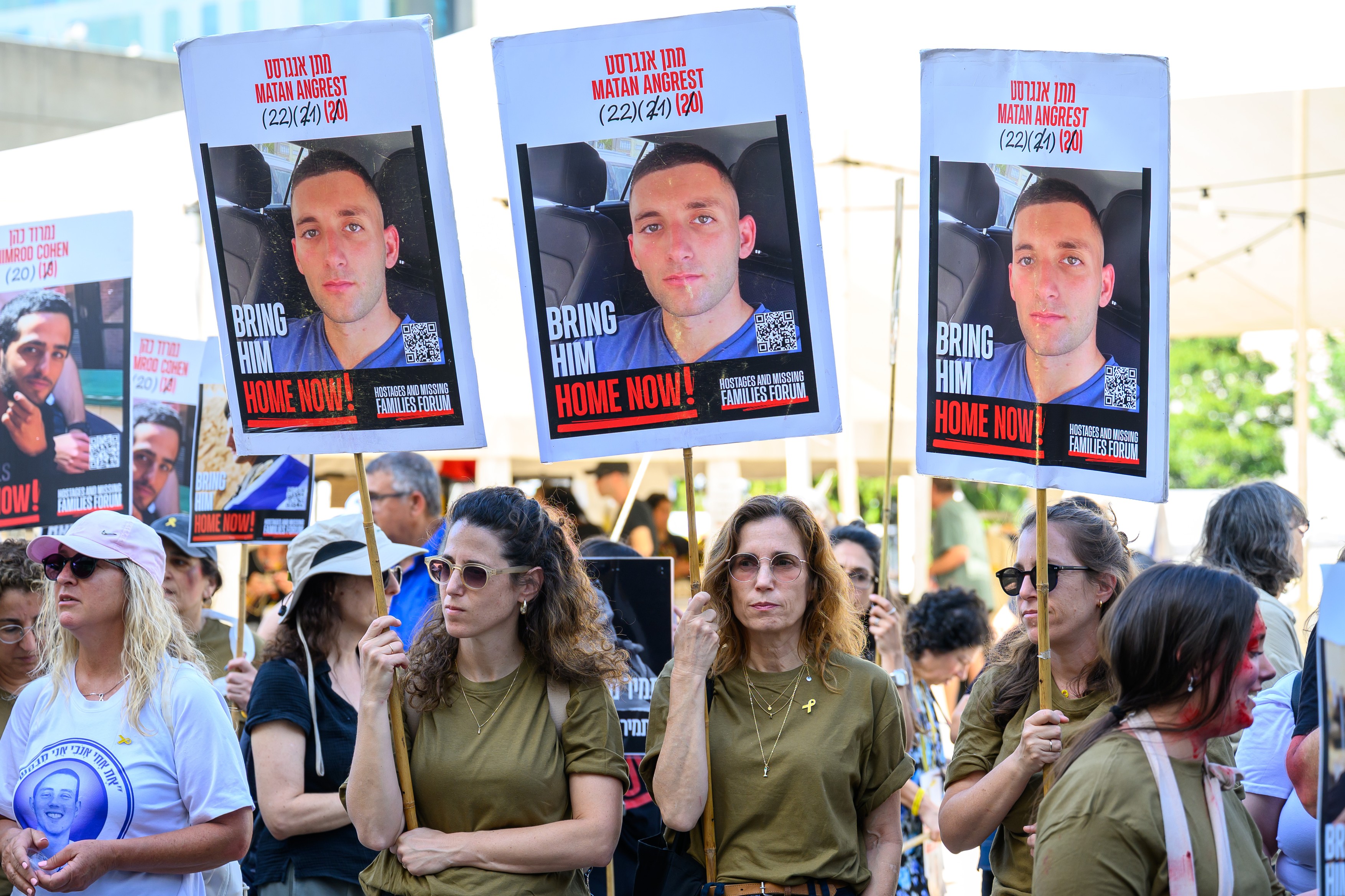 Imaginile răpirii unui militar israelian de către Hamas, publicate de către familia sa. Ce spune mama ostaticului