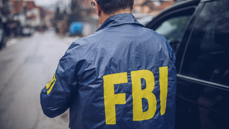 Un om de afaceri britanic este acuzat de FBI că a încercat să trimită în China tehnologie militară americană