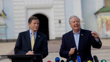 Senatorul Lindsey Graham și senatorul Richard Blumenthal