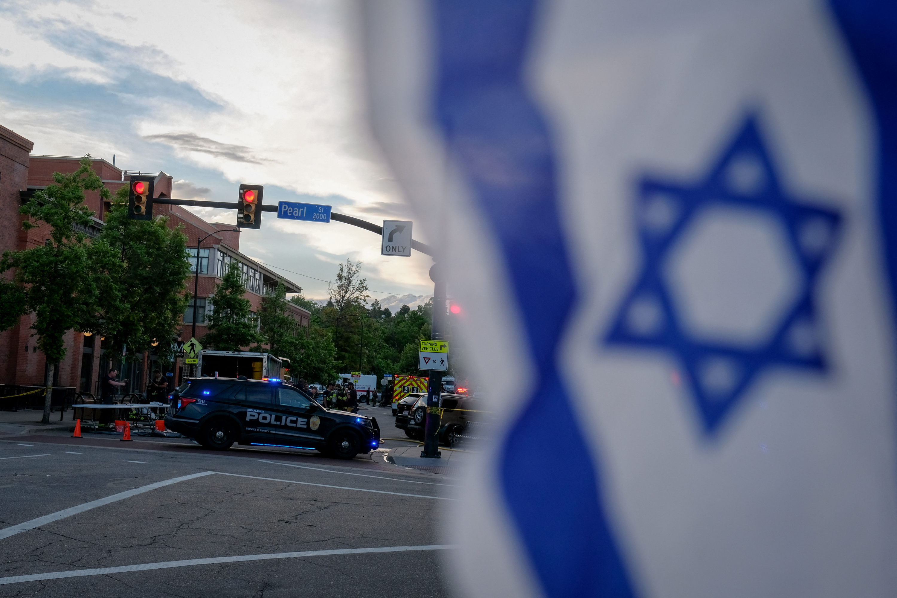 Atac antisemit în Colorado, SUA: Un bărbat a folosit un aruncător de flăcări şi a strigat „Palestina liberă!”, șase persoane rănite
