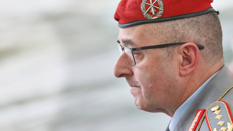 „Rusia ar putea ataca NATO în următorii 4 ani”, avertizează șeful armatei germane. Rusia produce anual sute de tancuri