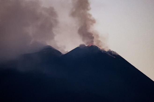 Vulcanul Etna a erupt din nou. Foto: Profimedia