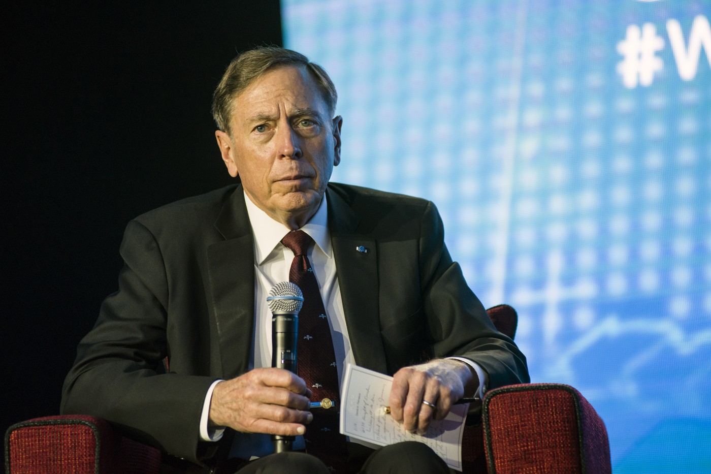 „Dacă reușește în Ucraina, Putin nu se oprește, ar putea să invadeze Lituania”, crede fostul șef al CIA, generalul David Petraeus