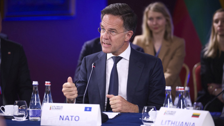 Armata americană va rămâne staţionată în Europa, anunţă secretarul general al NATO