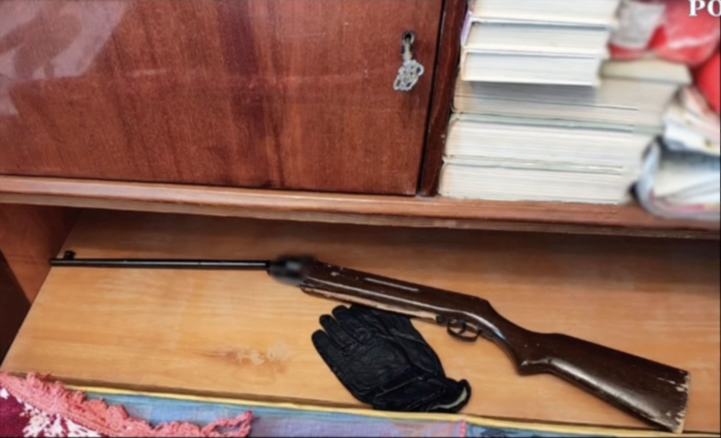 Zece percheziții în Capitală, în dosare privind nerespectarea regimului armelor și munițiilor. Ce au găsit polițiștii