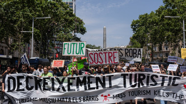 Hundreds Of Barcelona Residents Demonstrate Against The Tourism Industry, Spain - 15 Jun 2025