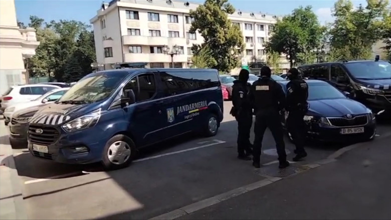VIDEO  Percheziții DNA la Primăria Iași. Procurorii verifică angajările și activitatea biroului de resurse umane