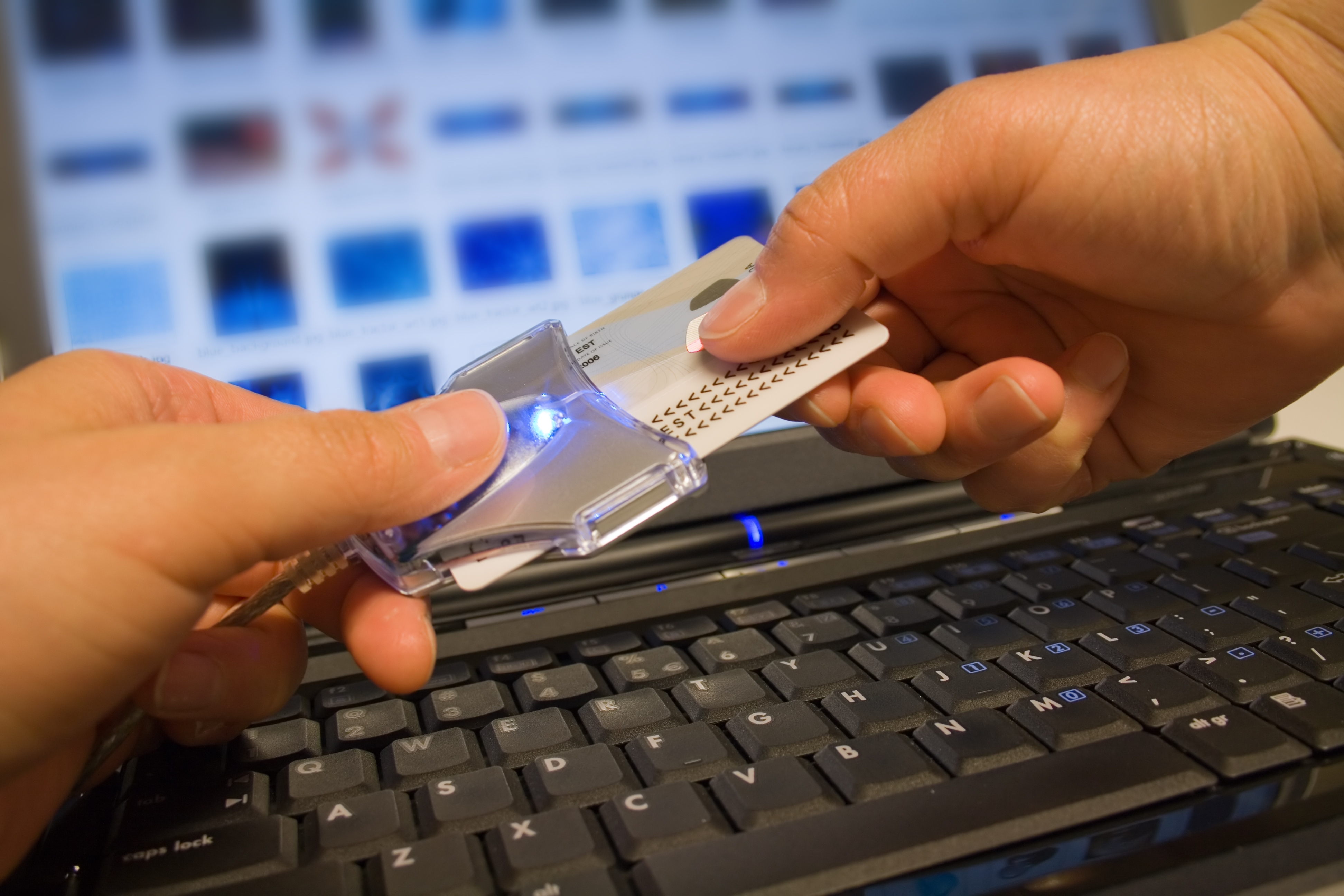 Cartea electronică de identitate pentru copii. Minorii pot călători fără pașaport. Ce avantaje oferă documentul digital