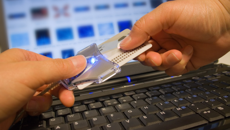Cartea electronică de identitate pentru copii. Minorii pot călători fără pașaport. Ce avantaje oferă documentul digital