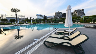 Hotels and Blue Flag beaches in Antalya prepare for summer