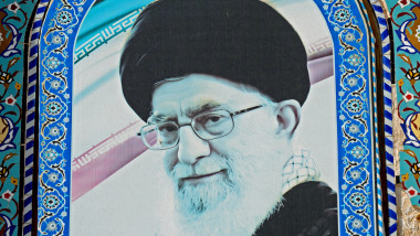 Aran,,Iran,-,August,30:,Ayatollah,Khamenei,At,Helal,Ali's