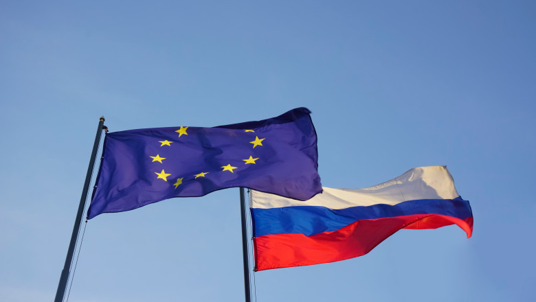 European,Union,-,Eu,-,And,Russian,Federation,Flags,On