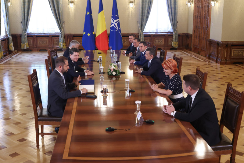 BUCURESTI - PRESEDINTE - CONSULTARI CU PARTIDELE - 19 IUN 2025