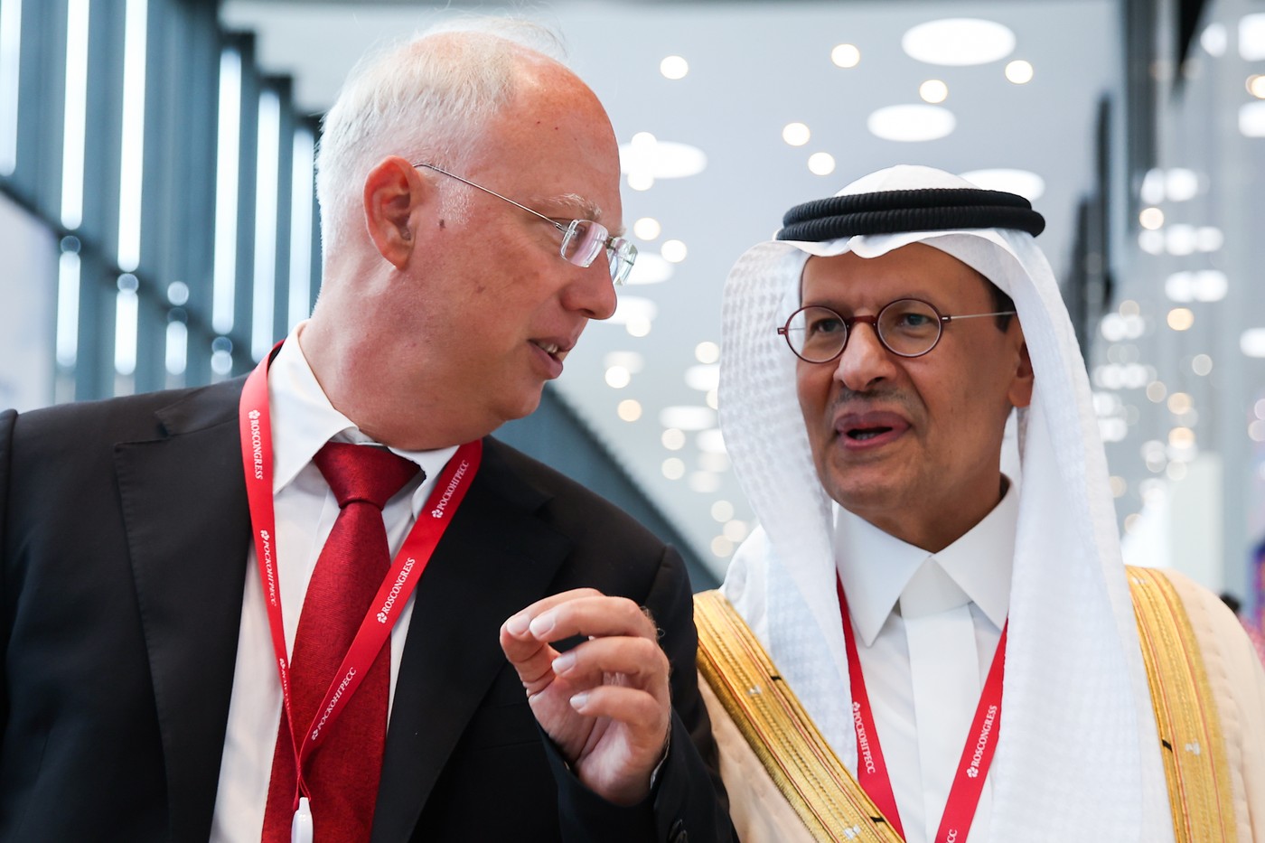 Rusia ia în calcul o acțiune cu SUA și Arabia Saudită pe piața petrolului, dacă escaladează conflictul în Orientul Mijlociu