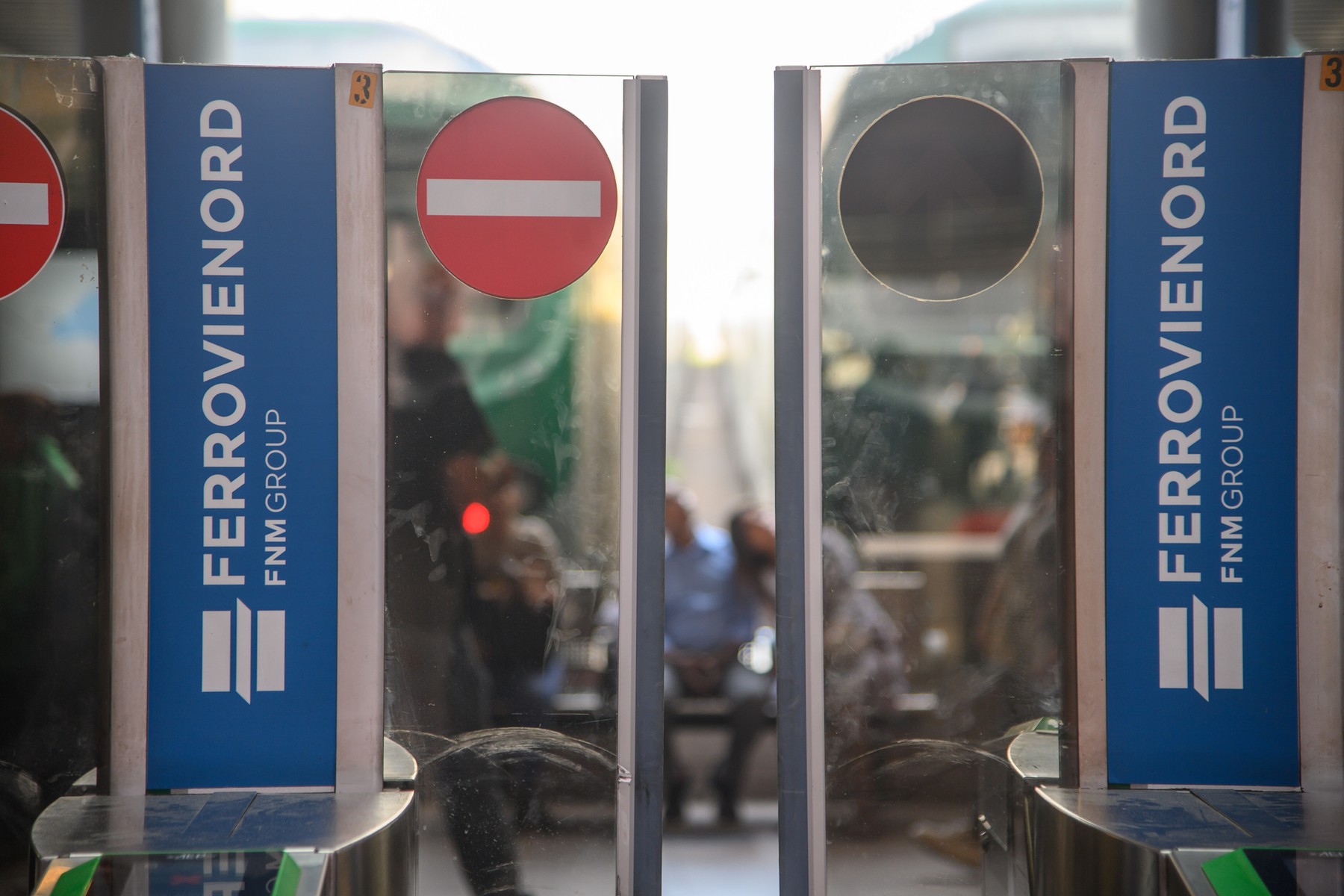 Italia va fi blocată vineri din cauza unei greve generale în sectorul transporturilor. Nemulțumirile angajaților