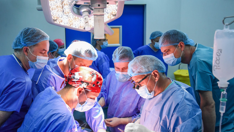 VIDEO  Șansă la viață născută dintr-o tragedie: fetiță de 10 ani, salvată în urma unui transplant de inimă. Cine este donatorul