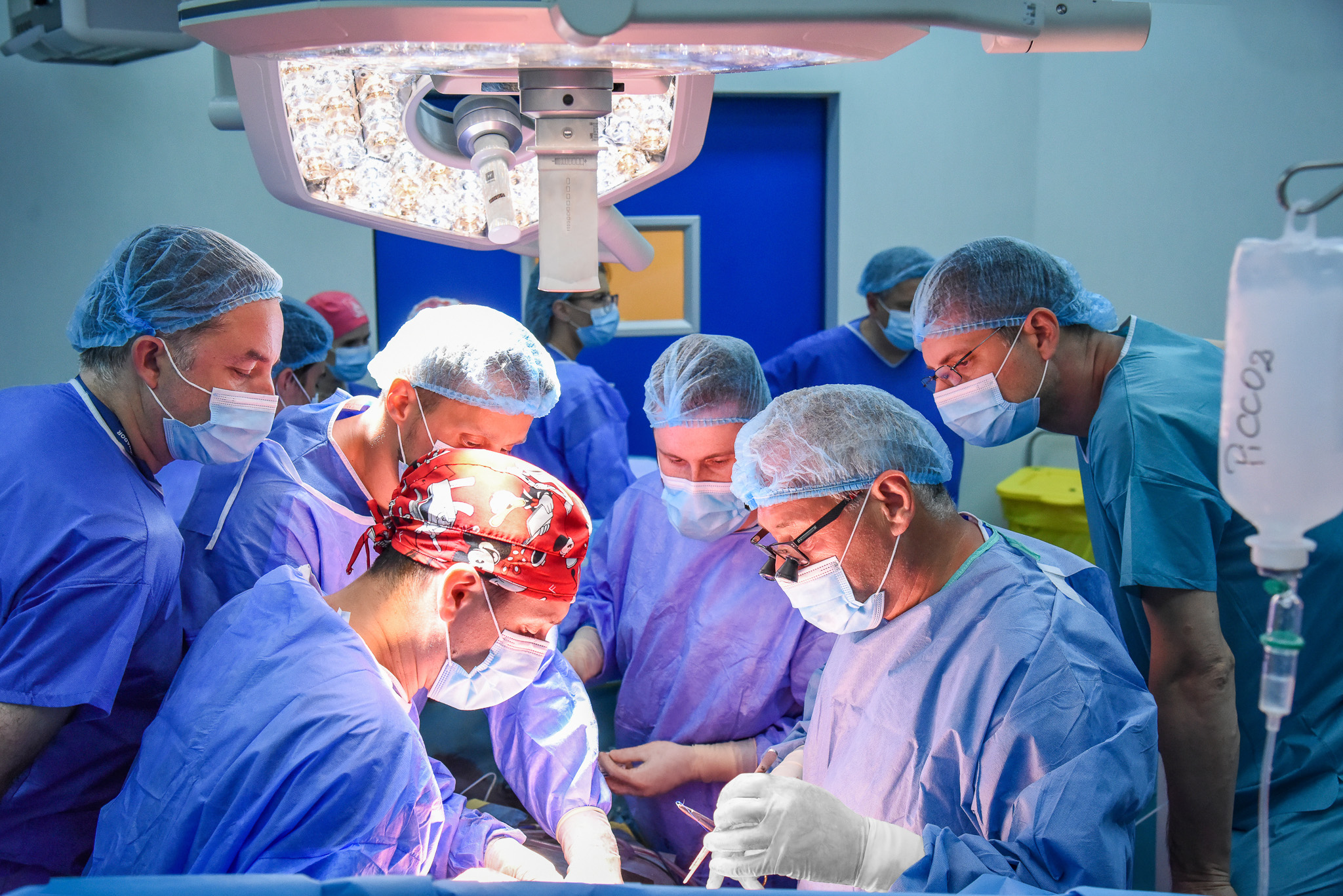 Șansă la viață: fetiță de 10 ani, salvată în urma unui transplant de inimă