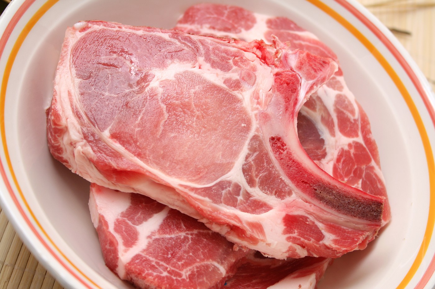 China extinde ancheta privind importurile de carne de porc din UE. Ce țări sunt afectate