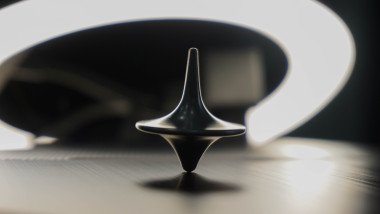 Inception,Spinner,On,A,Wooden,Table
