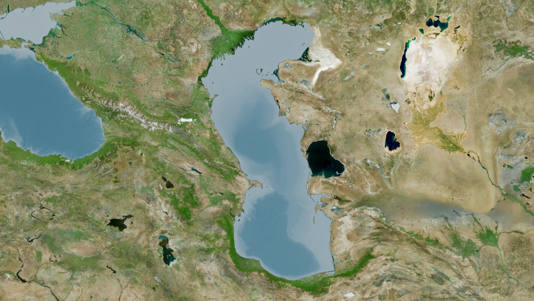 O nouă insulă apărută în Marea Caspică a fost descoperită de cercetători ruși. De ce nu au putut ajunge pe ea