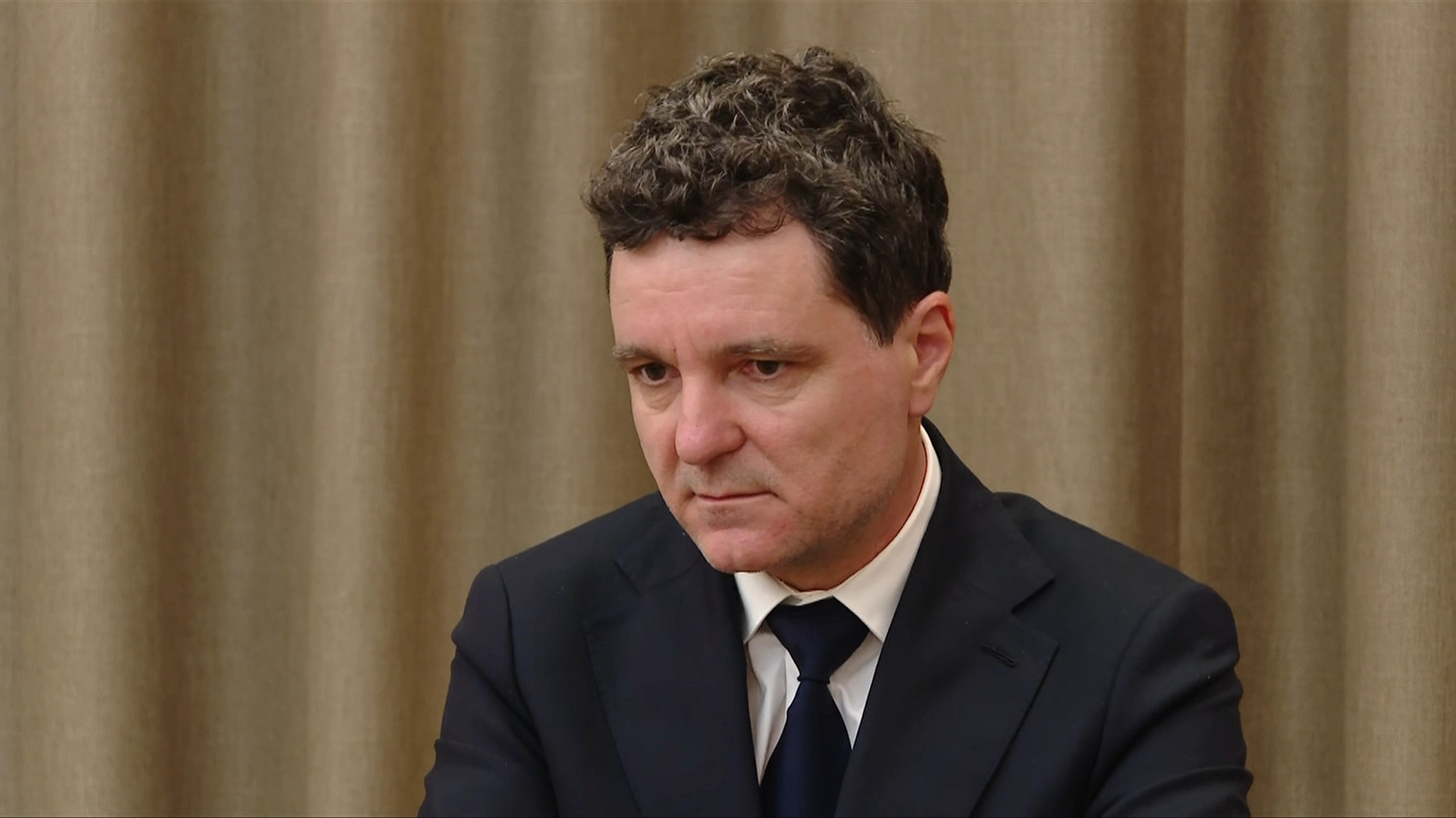 Reacția lui Nicușor Dan la varianta numirii unui premier tehnocrat. Când am putea afla numele noului prim-ministru. „Nu e o promisiune”