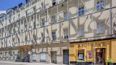 Wien, ehemaliges Hotel Victoria, Favoritenstraße 11, heute Technische Universität // Vienna, Former Hotel Victoria, Toda